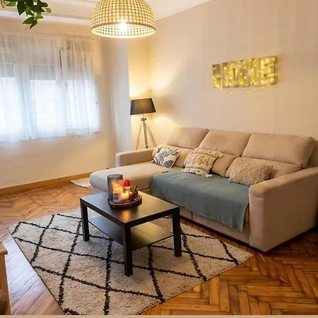 Apartment Amplio Piso 110m - Moderno Y 2 Banos - Poniente Gijón